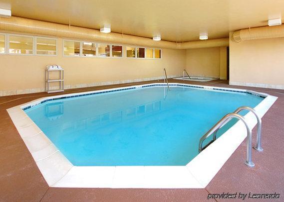 Comfort Suites Elgin Facilities photo